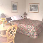 Parkway Inn